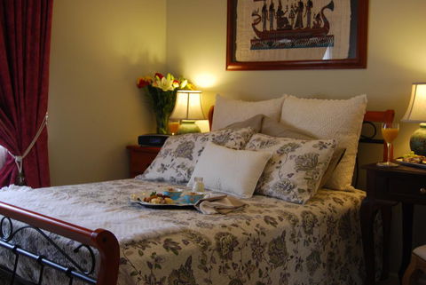 Cutmore Cottages - L'Auberge Angara - Accommodation 4U 1