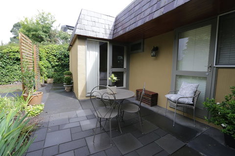 Cygnet, Studio On Sturt - Accommodation 4U 1