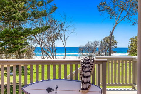 Cypress Beachfront - Accommodation 4U 0