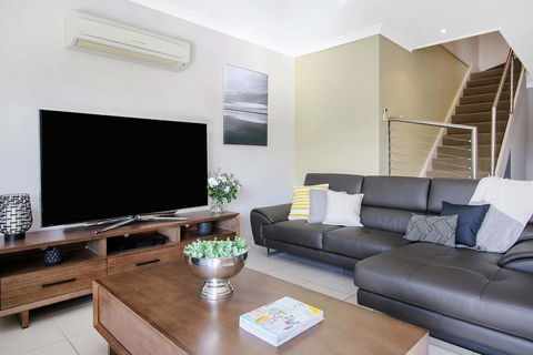 Cypress Townhouse 21 - Mulwala - Accommodation 4U 3