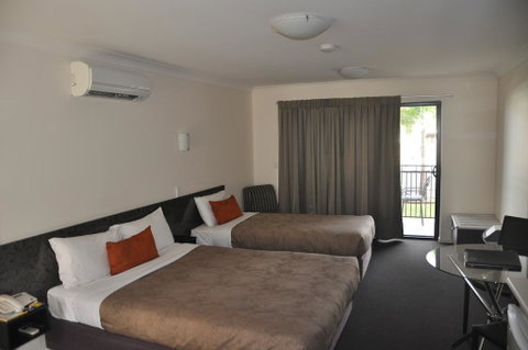 Dalby Fairway Motor Inn - Accommodation 4U 2