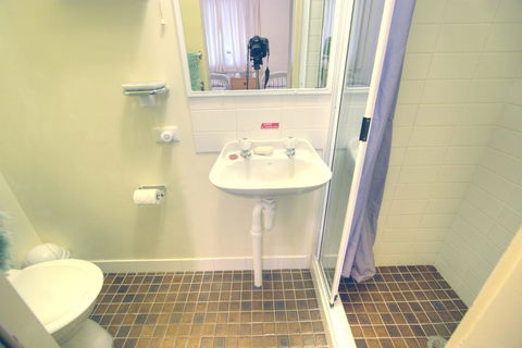 Dauphine 3/23 Townsend Street - Accommodation 4U 1