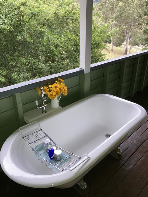 Dayboro - Blue Ridge Lavender Cottage - Accommodation 4U 1