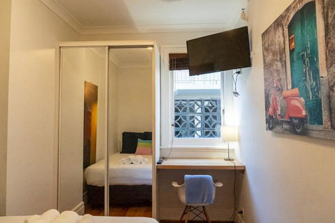 Delightful 3 Bedroom Apartment Near Chapel Street In St Kilda - Accommodation 4U 3