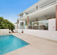 Deluxe on Water - Accommodation 4U