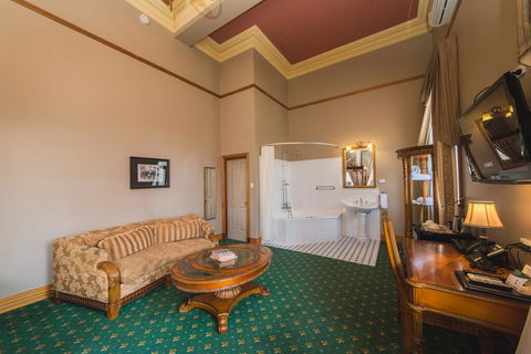 Denison Boutique Hotel, Ascend Hotel Collection - Accommodation 4U 2