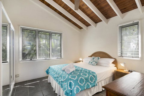 Descola 10 - Accommodation 4U 2