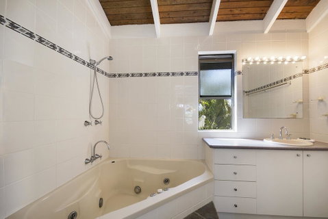 Descola 10 - Accommodation 4U 3