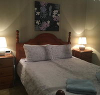 Desert Flower Cottages on Wolfram St - Accommodation 4U
