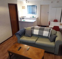 Dianella - Affordable  comfortable close to the city  shops - Accommodation 4U