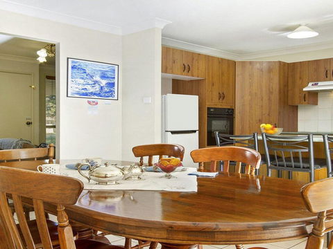 Dolphin Cottage - In The Heart Of Callala Beach - Accommodation 4U 2