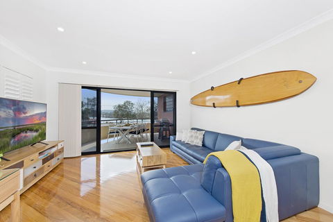 Dolphin Cove - Apt 5 - Accommodation 4U 1
