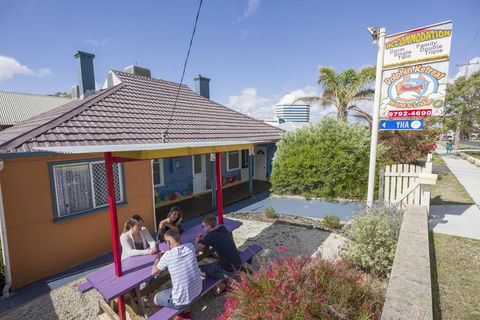 Dolphin Retreat Bunbury YHA - Accommodation 4U 1