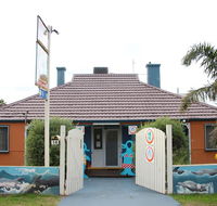 Dolphin Retreat Bunbury YHA - Accommodation 4U