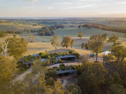 Down To Earth Farm Retreat - Accommodation 4U 1