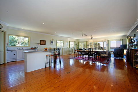 Dromana Dreaming - Accommodation 4U 1