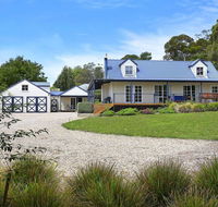 Duncraig House - open fireplace spa pet friendly - Accommodation 4U