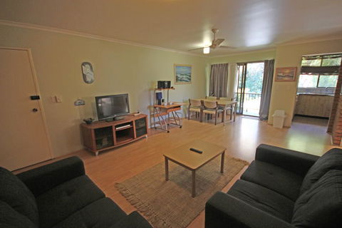 Dunes Holiday Apartments Unit 21 - Accommodation 4U 1