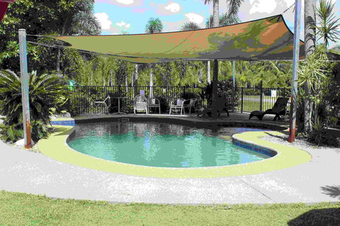 Dunk Island View Caravan Park - Accommodation 4U 2