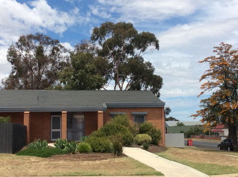 Dunolly Broadway B&B - Accommodation 4U 1