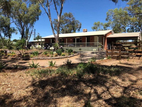Echuca Retreat Holiday House - Accommodation 4U 0