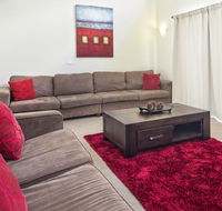 Eclipse 5- Spacious Townhouse - Accommodation 4U