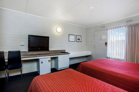 Econo Lodge Portland - Accommodation 4U 3
