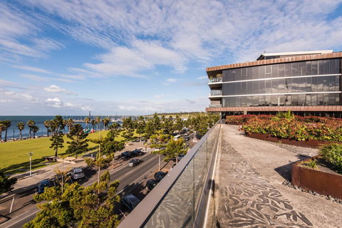 Edgewater 108 - Accommodation 4U 2