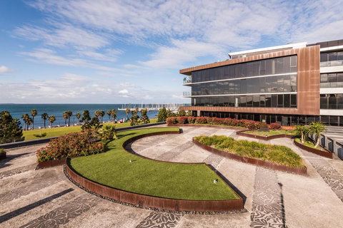 Edgewater 108 - Accommodation 4U 1