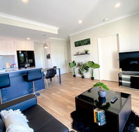 Elegantly Appointed BRAND NEW Luxurious Apartment - Accommodation 4U