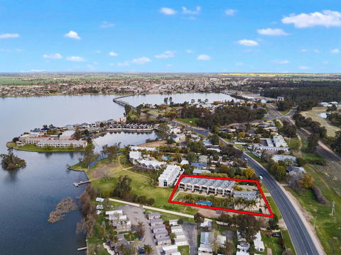 ELSINOR Townhouse 3 Mulwala - Accommodation 4U 3
