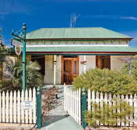 Emaroo Cottages Broken Hill - Accommodation 4U