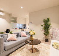 Eporo Tower 1 Bedroom Modern Apartment Central CBD - Accommodation 4U