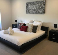 Executive Mansion Spring Racing Melbourne Cup - Accommodation 4U