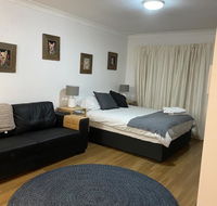Family Unit March St Orange - Accommodation 4U