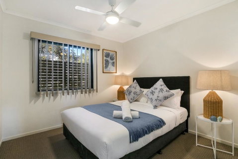 Family-Size Duplex In Quiet Neighbourhood - Accommodation 4U 1