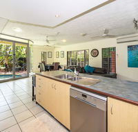 Fannie Bay Art House - Accommodation 4U