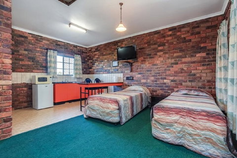 Fernvale Hotel Motel - Accommodation 4U 3