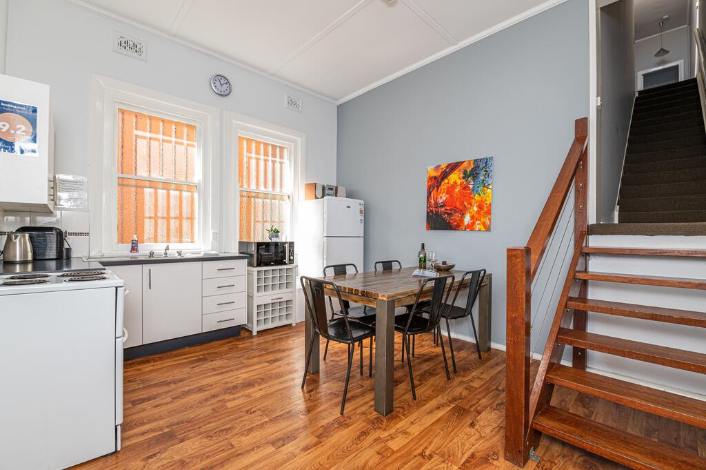 Lower Lewis Ponds NSW Accommodation 4U
