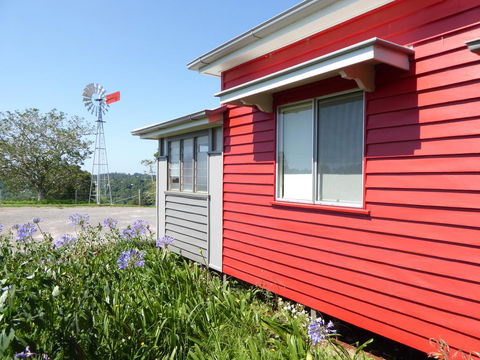 Flame Hill Vineyard - Accommodation 4U 0