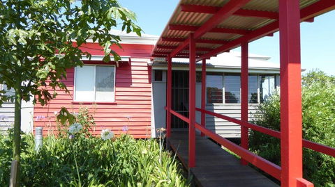 Flame Hill Vineyard - Accommodation 4U 3