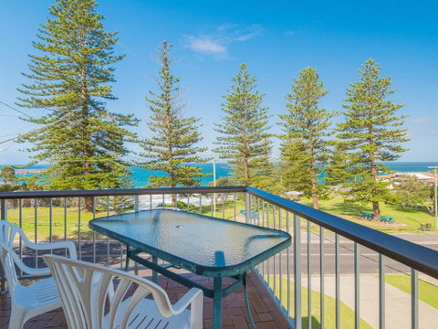 Flinders Lodge - Fantastic Views, Opposite Main Beach - Accommodation 4U 0