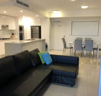 Four Bedroom Apartment - Accommodation 4U