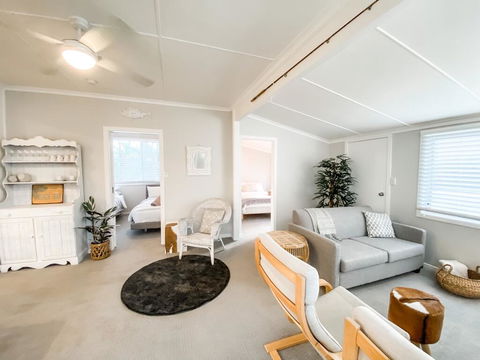Frangipani Cottage - Accommodation 4U 2