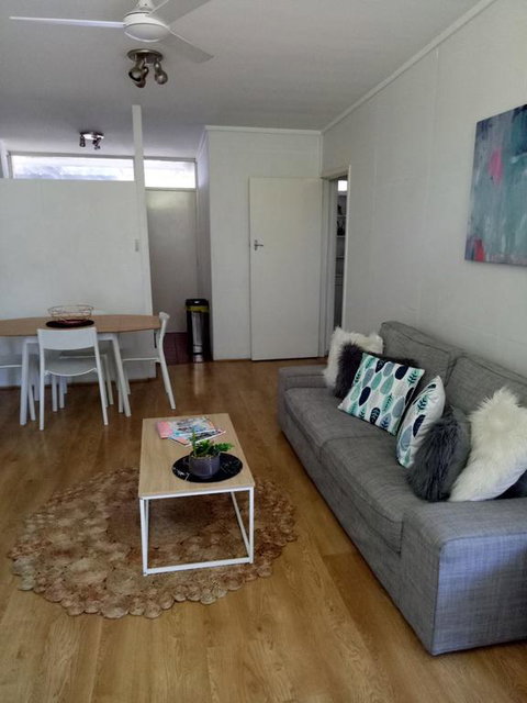 Funky Apartment, Myaree - Accommodation 4U 2