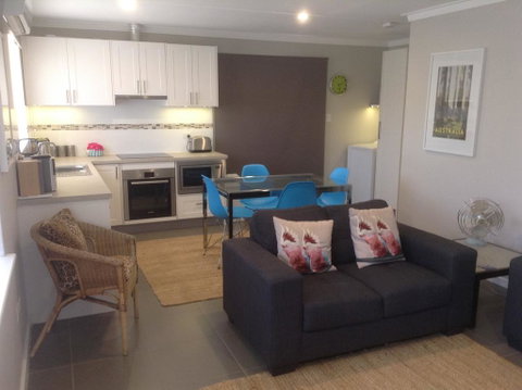 Garden Apartment - Accommodation 4U 0