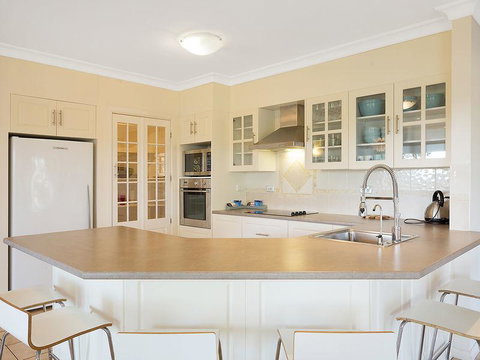 Gareth House - Accommodation 4U 0