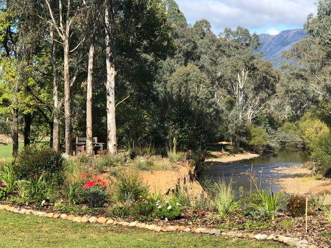 GGs By The River - Accommodation 4U 2