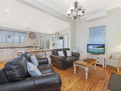 Ginabella - Accommodation 4U 0
