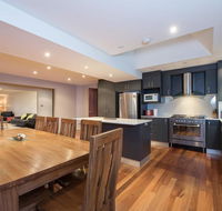 Gippsland Twelve-Spacious and Central with off street parking - Accommodation 4U